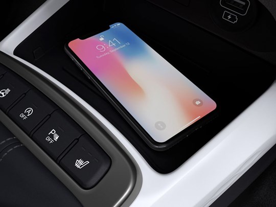 I10 Features Wireless Charging Breaker Small